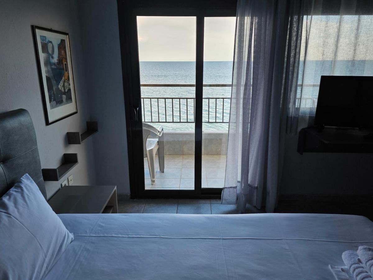 Studio Just On The Beach Paralia Katerinis Ngoại thất bức ảnh