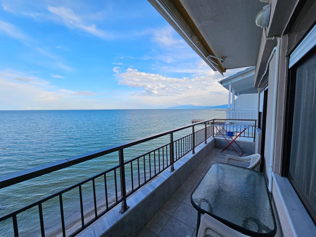 Studio Just On The Beach Paralia Katerinis Ngoại thất bức ảnh