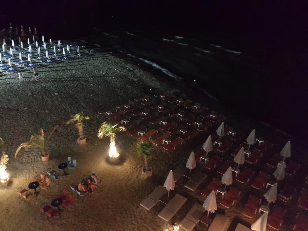 Studio Just On The Beach Paralia Katerinis Ngoại thất bức ảnh